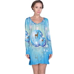 Wonderful Christmas Ball With Reindeer And Snowflakes Long Sleeve Nightdresses by FantasyWorld7