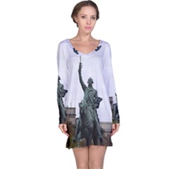 Washington Statue Long Sleeve Nightdresses by trendistuff