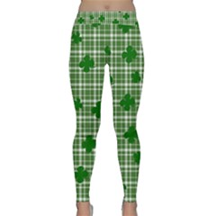 St  Patrick s Day Pattern Classic Yoga Leggings by Valentinaart