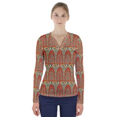 Arcs Pattern V-neck Long Sleeve Top by linceazul