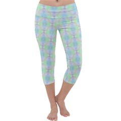 Pattern Capri Yoga Leggings by gasi