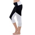 Pattern Capri Yoga Leggings View2