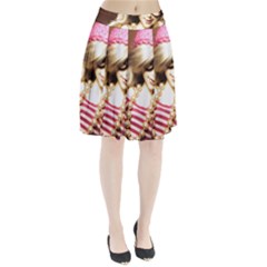 Cover Girl Pleated Skirt by snowwhitegirl