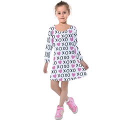 Xo Valentines Day Pattern Kids  Long Sleeve Velvet Dress by Valentinaart