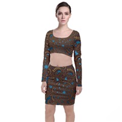 Fractal Abstract Top And Skirt Sets by Bajindul