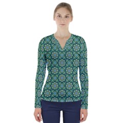 Green Abstract Geometry Pattern V-neck Long Sleeve Top by Simbadda