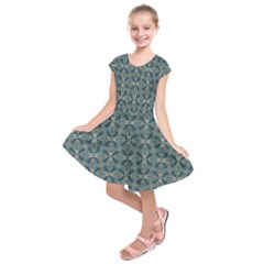 Pattern1 Kids  Short Sleeve Dress by Sobalvarro