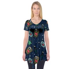 Monster Alien Pattern Seamless Background Short Sleeve Tunic  by Vaneshart