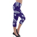 Space Sketch Seamless Pattern Lightweight Velour Capri Leggings  View4