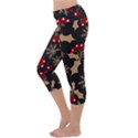 Christmas pattern with snowflakes berries Capri Yoga Leggings View2