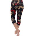 Christmas pattern with snowflakes berries Capri Yoga Leggings View4