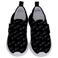 Xoxo Black And White Pattern, Kisses And Love Geometric Theme Kids  Velcro No Lace Shoes by Casemiro