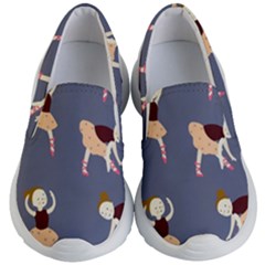 Cute  Pattern With  Dancing Ballerinas On The Blue Background Kids Lightweight Slip Ons by EvgeniiaBychkova