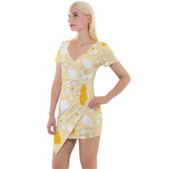 Abstract Daisy Short Sleeve Asymmetric Mini Dress by Eskimos