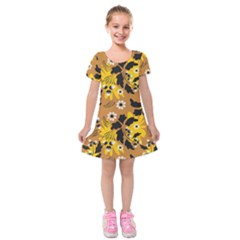 Folk Flowers Art Pattern  Kids  Short Sleeve Velvet Dress by Eskimos