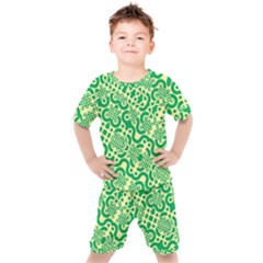 Liquid Art Pouring Abstract Seamless Pattern Lover Green Maze Kids  Tee And Shorts Set by artico