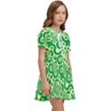 Liquid Art Pouring Abstract Seamless Pattern Lover Green Maze Kids  Sweet Collar Dress View2