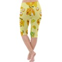 Banana Cichlid Lightweight Velour Cropped Yoga Leggings View4