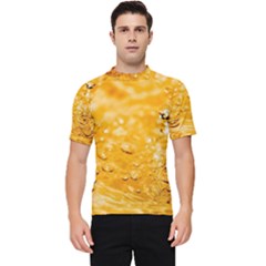 Water Men s Short Sleeve Rash Guard by artworkshop