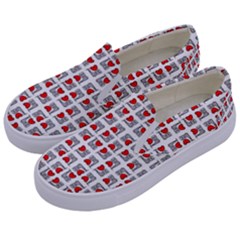 Spanish Love Phrase Motif Pattern Kids  Canvas Slip Ons by dflcprintsclothing