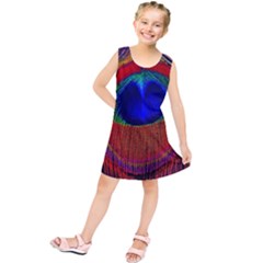 Red Peacock Plumage Fearher Bird Pattern Kids  Tunic Dress by Wegoenart