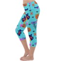 Illustration Design Gardening Texture Lightweight Velour Capri Yoga Leggings View2