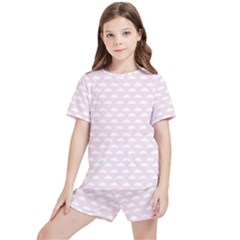 Little Clouds Pattern Pink Kids  Tee And Sports Shorts Set by ConteMonfrey