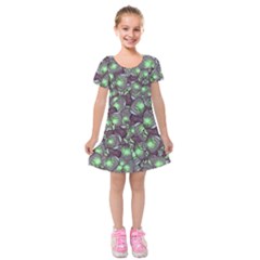 Man Butterfly Drawing Motif Pattern Kids  Short Sleeve Velvet Dress by dflcprintsclothing