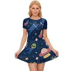 Seamless Pattern With Funny Alien Cat Galaxy Women s Sports Wear Set by Wegoenart