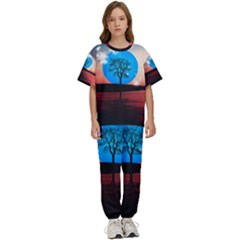 Surreal Fantasy Abstract Art Creativity Horizon Kids  Tee And Pants Sports Set by Pakemis