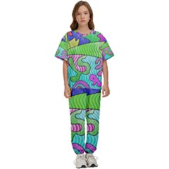 Colorful Stylish Design Kids  Tee And Pants Sports Set by gasi