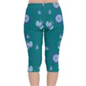 Floral-seamless-pattern Velvet Capri Leggings  View2