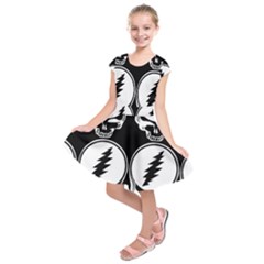 Black And White Deadhead Grateful Dead Steal Your Face Pattern Kids  Short Sleeve Dress by 99art