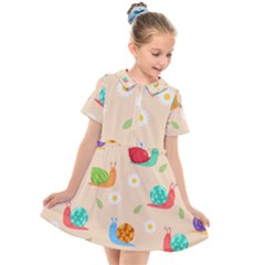 Seamless Pattern Cute Snail With Flower Leaf Kids  Short Sleeve Shirt Dress by Simbadda