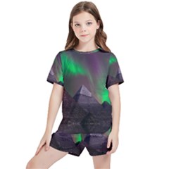 Fantasy Pyramid Mystic Space Aurora Kids  T-shirt And Sports Shorts Set by Grandong