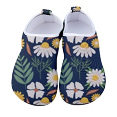 Flower Grey Pattern Floral Men s Sock-style Water Shoes by Dutashop