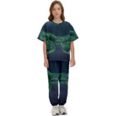 Jungle Road Hawaii Asphalt Mountains Green Kids  T-shirt And Pants Sports Set by Bedest