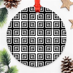 Seamless Pattern Background Black And White Ornament (round) by Sapixe