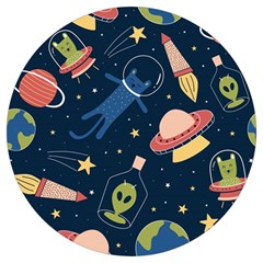 Seamless-pattern-with-funny-aliens-cat-galaxy Round Trivet by Salman4z