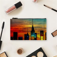 New York City Skyline Usa Cosmetic Bag (small) by Ndabl3x