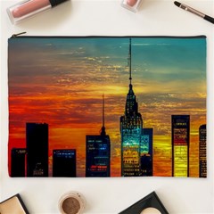 New York City Skyline Usa Cosmetic Bag (xxxl) by Ndabl3x